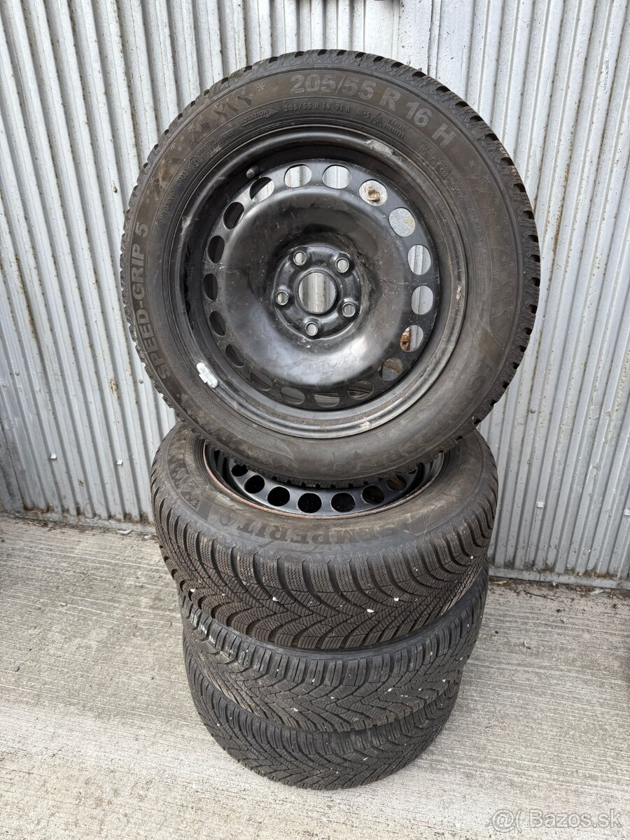 Zimne pneumatiky 205/55 R16 na diskoch 5x112