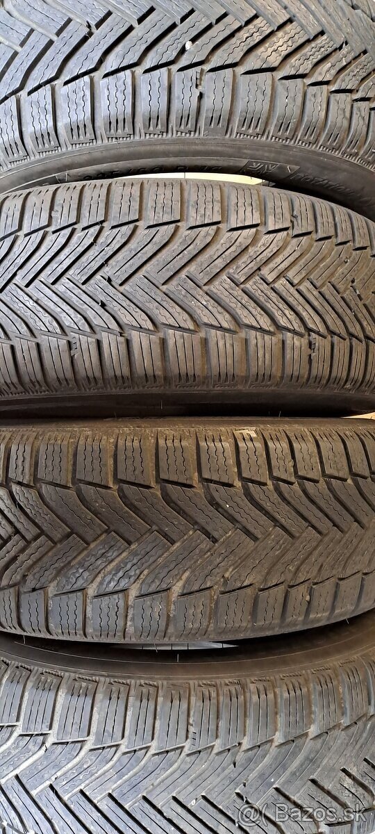 Predám 4ks jazdené zimné 225/60r16-102V Michelin