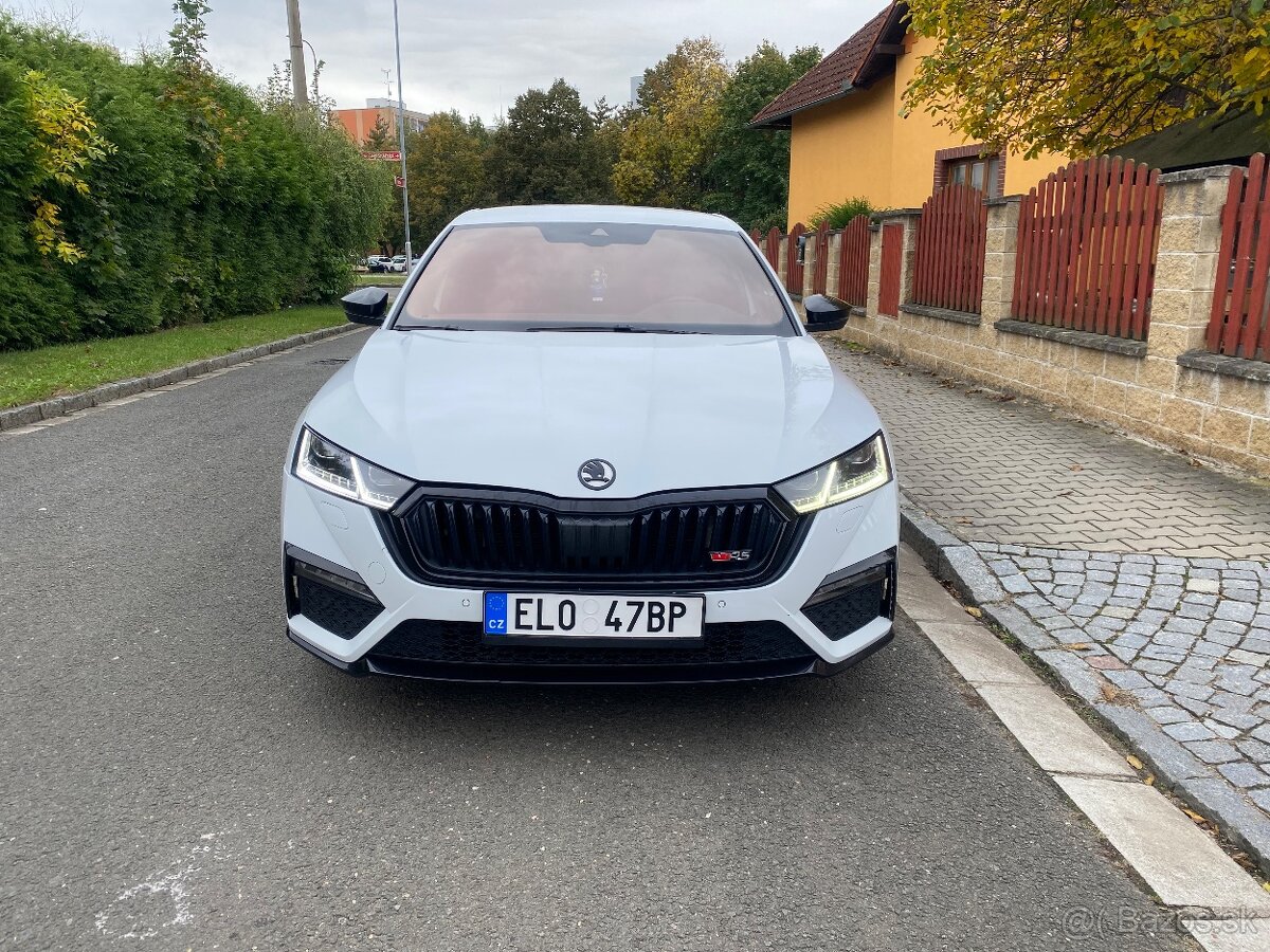 Škoda Octavia RS IV 180Kw Hybrid Sedan Matrix 2022 Rok