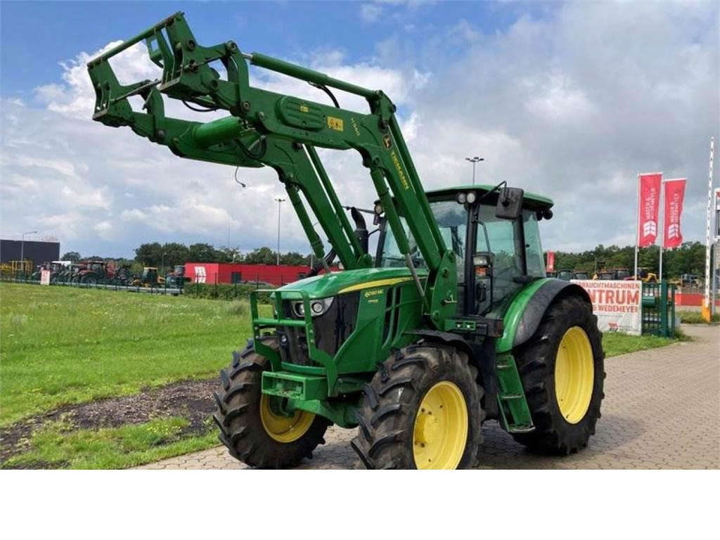 Traktor John Deere 6090 MC MIT FRONTLADER