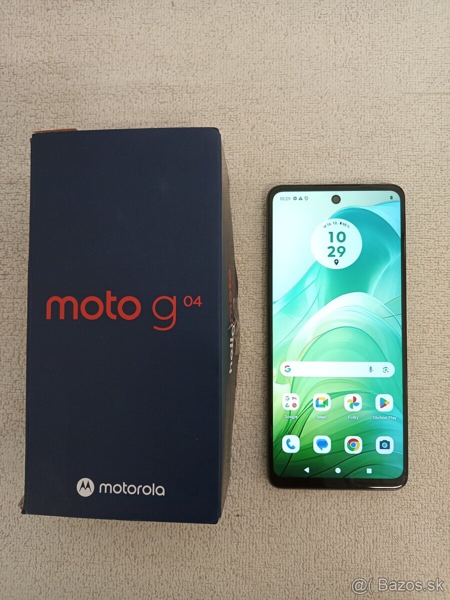 Motorola G04.  4/64GB