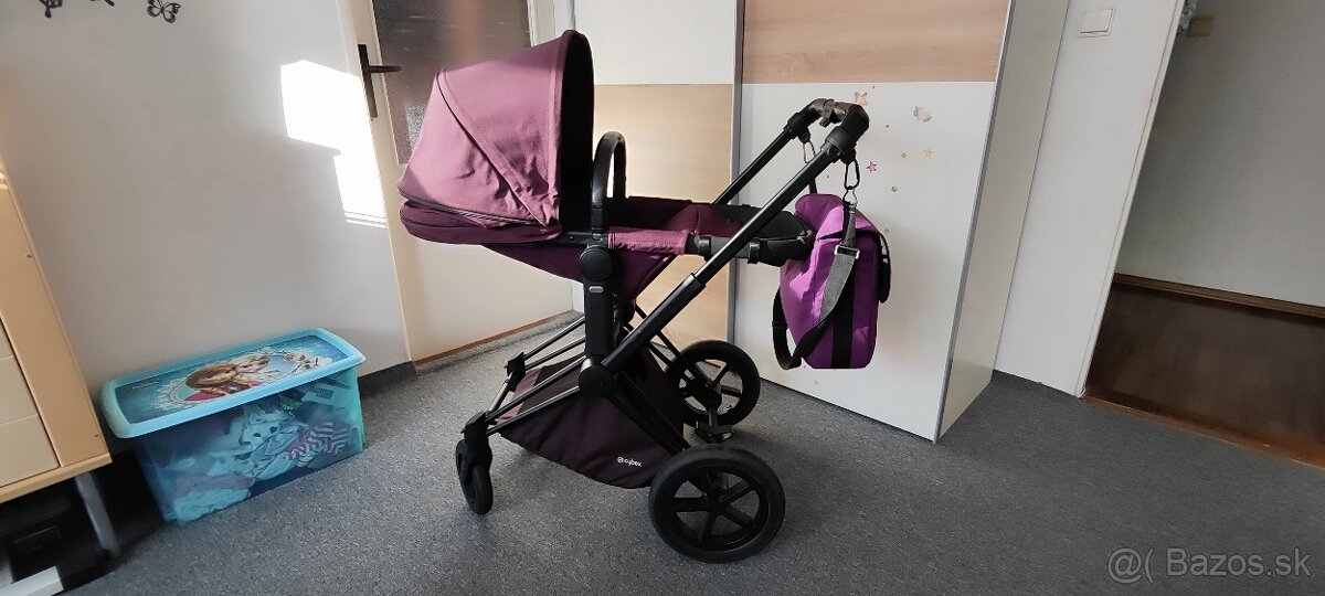 Cybex Priam