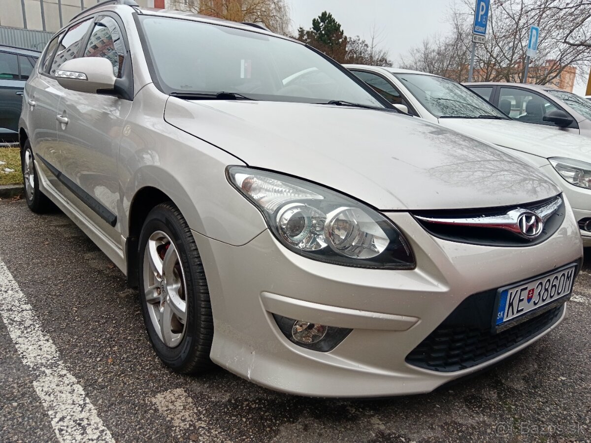 Hyundai i30 CW, 1.4, 80kw. r. v 2010