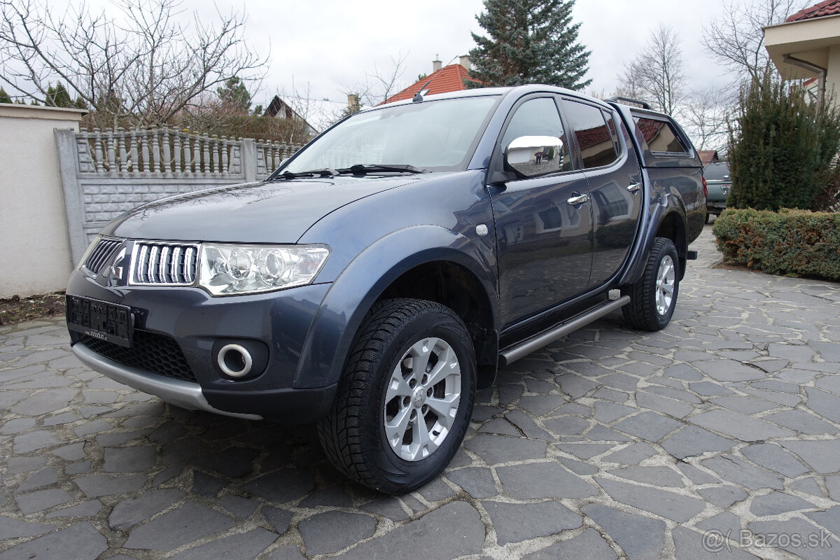 Mitsubishi L200 2,5 DI-D 4WD Intense A/T, 131kW, 4d.