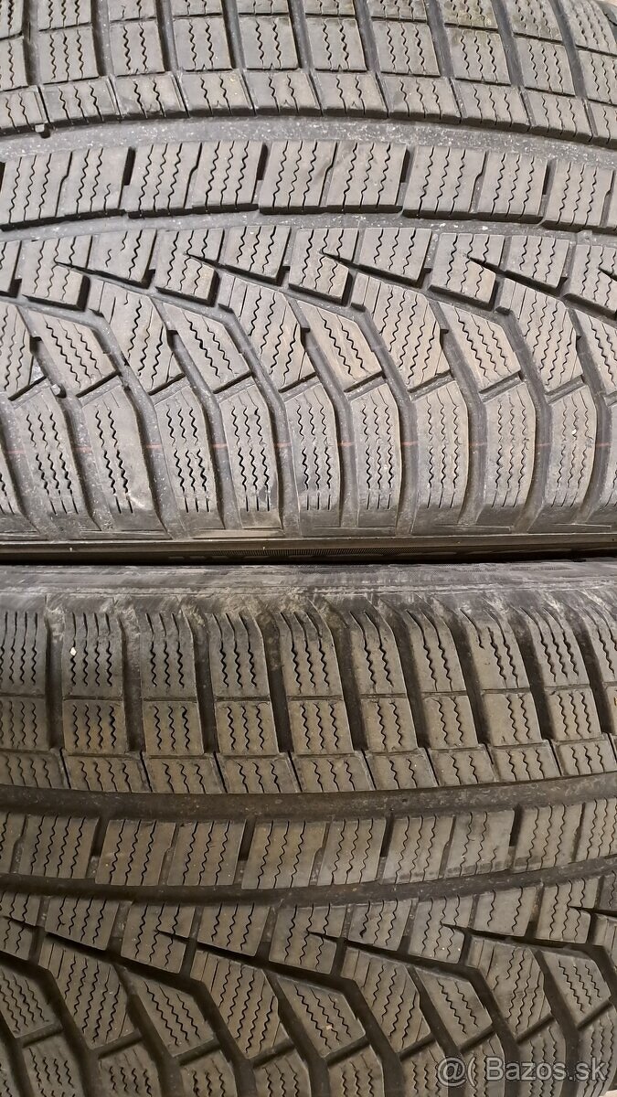 Predám 2ks jazdené zimné 265/60r18-114H Hankook