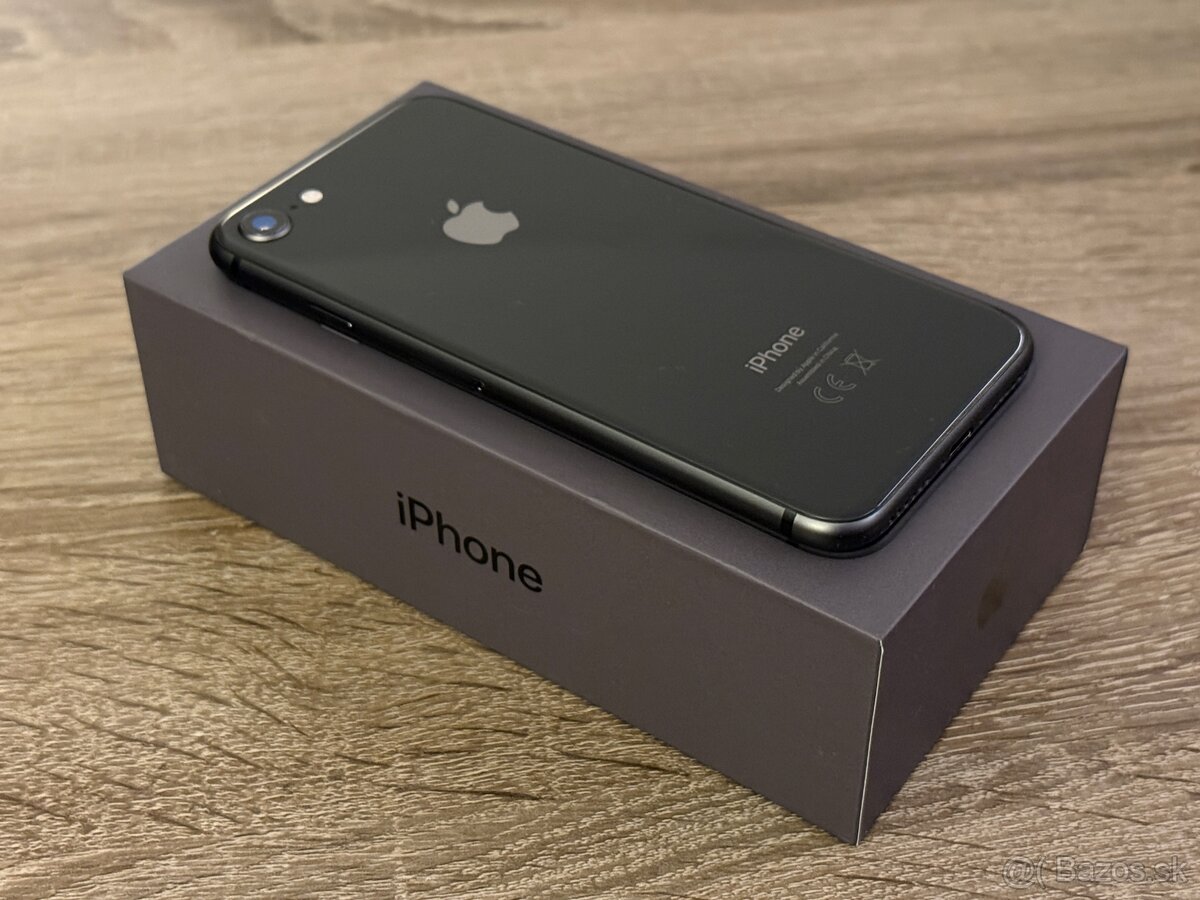 Predám iPhone 8 Space Gray 64GB