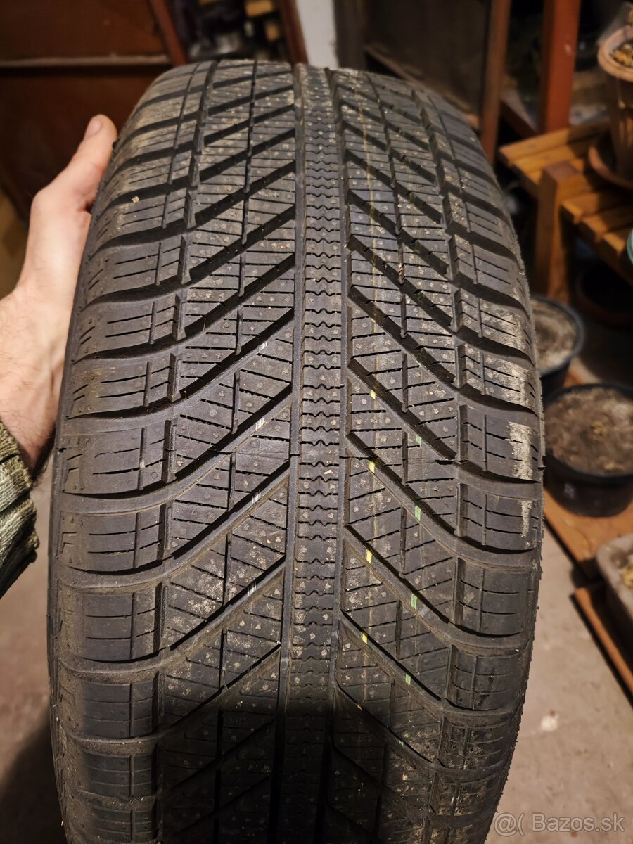 Pneu 205/55r16