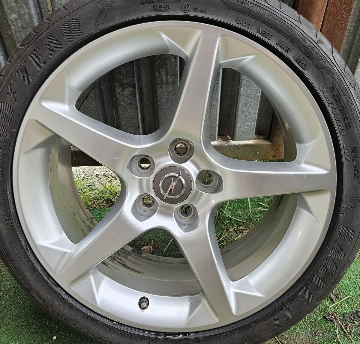 Originálne, atraktívne disky OPEL - 5x120 r19