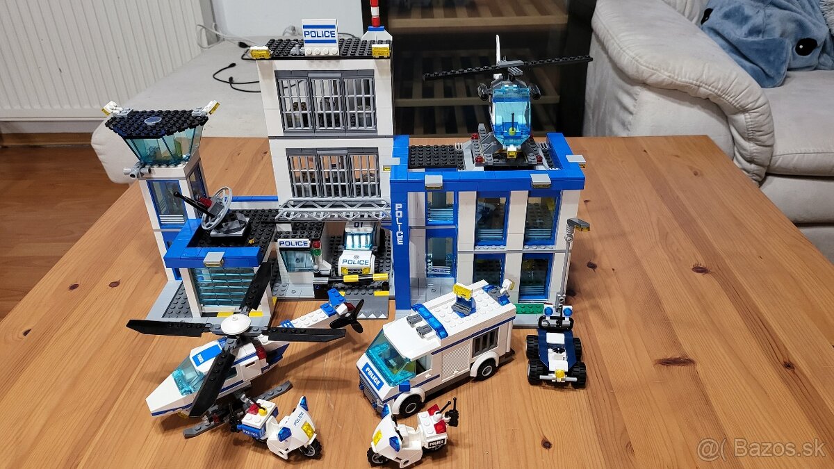 LEGO - Policajna stanica 60047