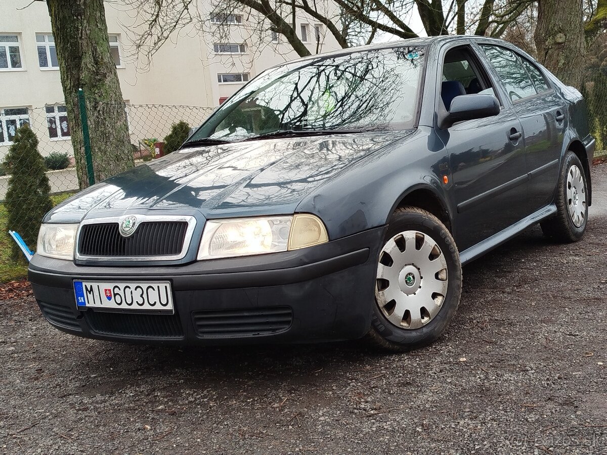 Škoda Octavia 2.0 benzín r.v 2003