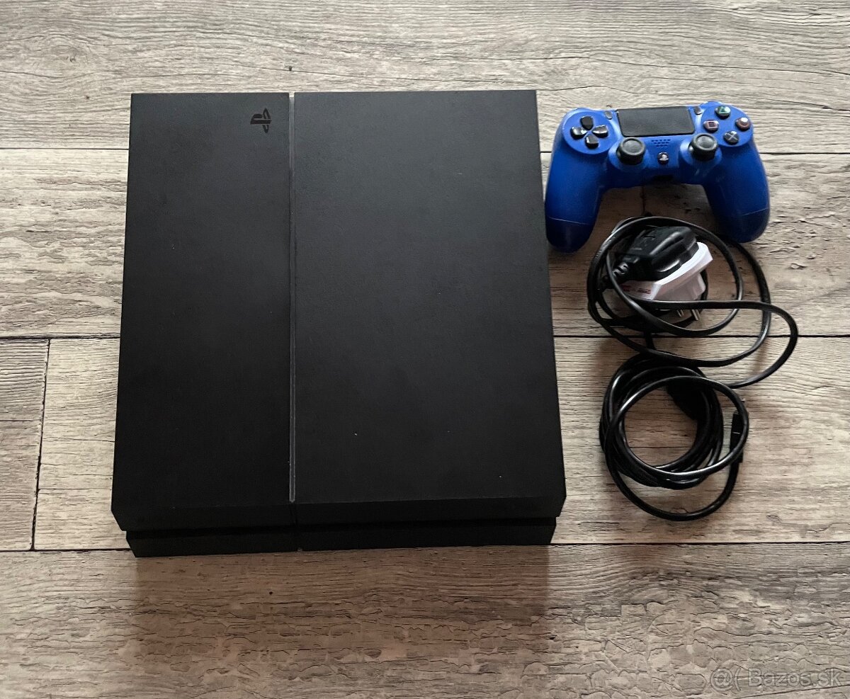 Predám PS4 500GB