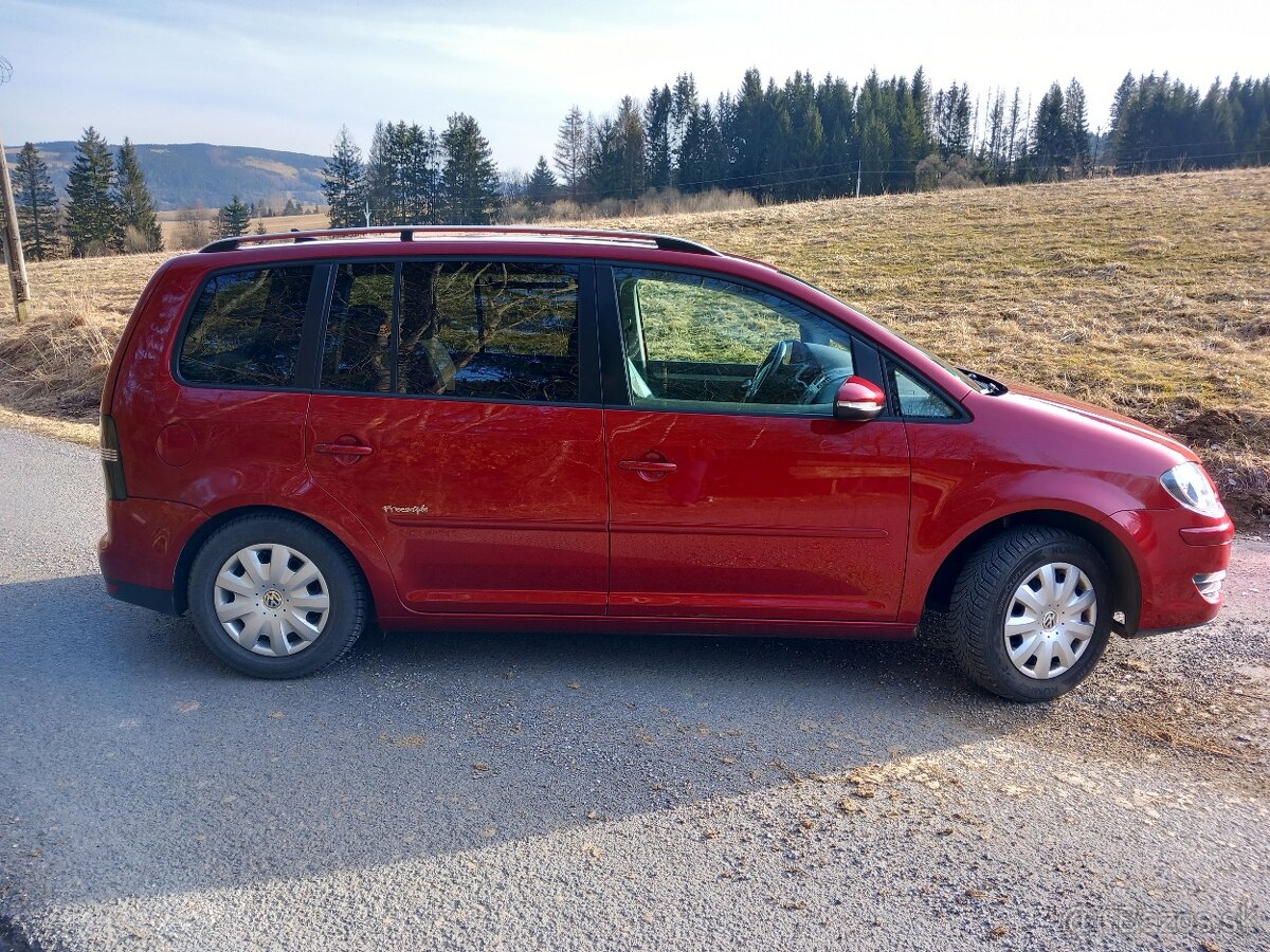 VW touran 1,9 tdi 77kW 2010 7-miest freestyle