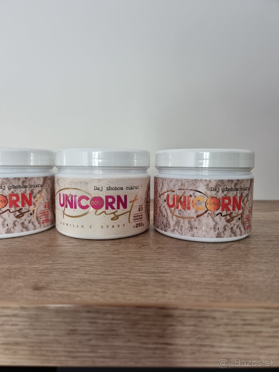 Unicorn Dust a Cookietella - Dminikah