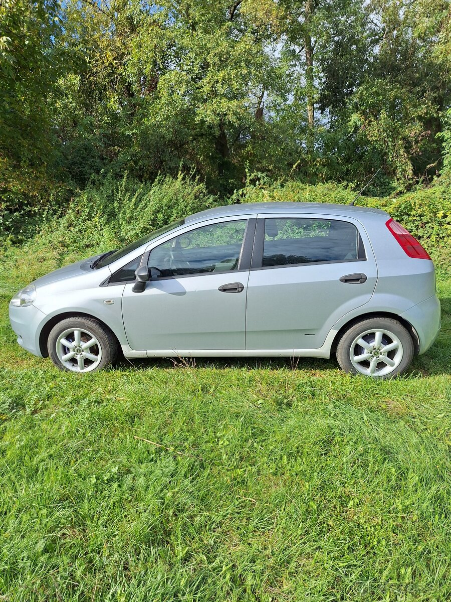 Predaj Fiat Punto Grande.