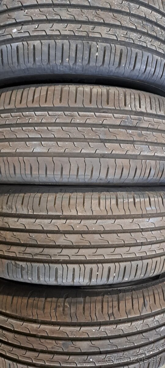 Predám 4ks pekné letné 205/55r17-91V Continental