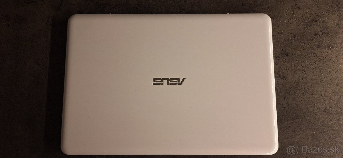 Asus eeebook x205ta