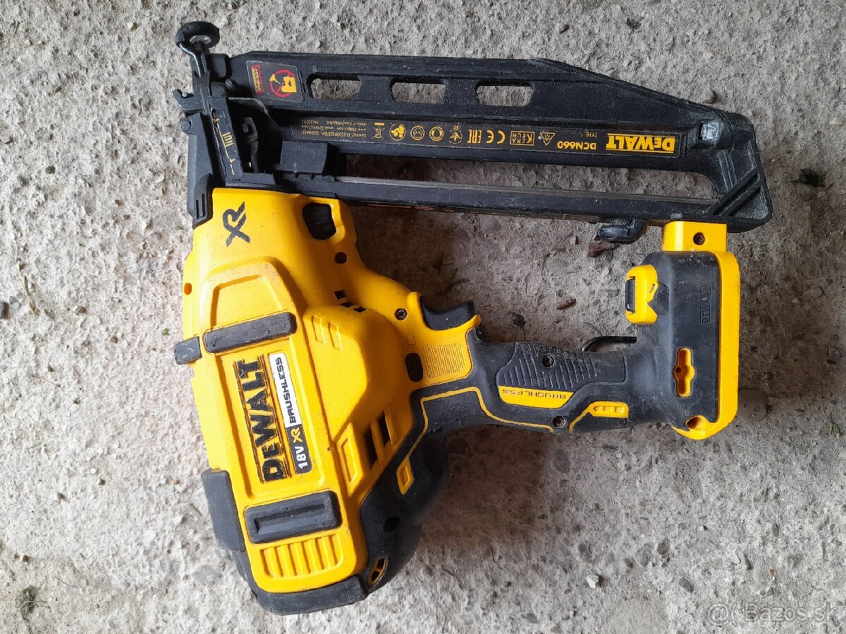 Klincovačka Dewalt DCN660