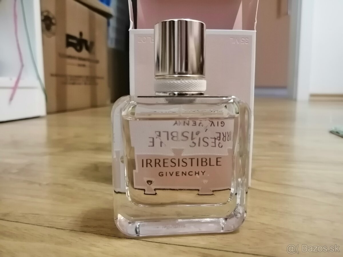 Toaletní voda Givenchy Irresistible