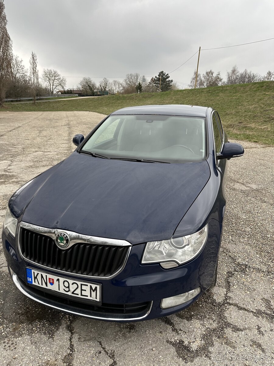 Škoda superb 2011