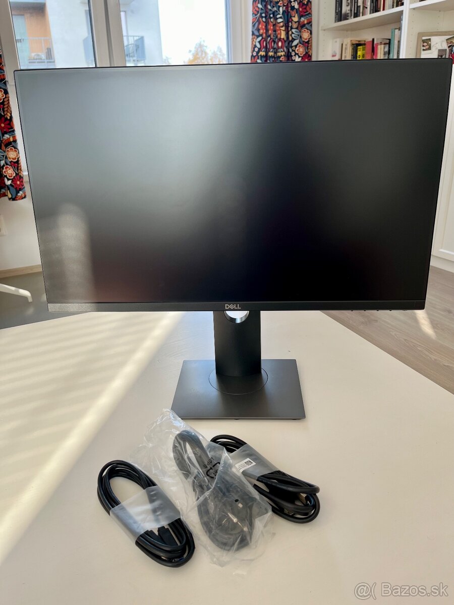 LCD Dell 24" P2419H; black/silver