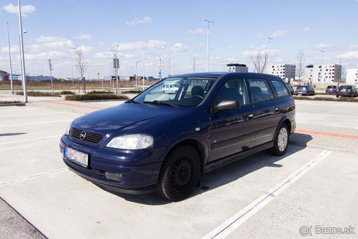 Opel Astra Caravan 1.4 16V 66kW benzín 08/2008 po generalke