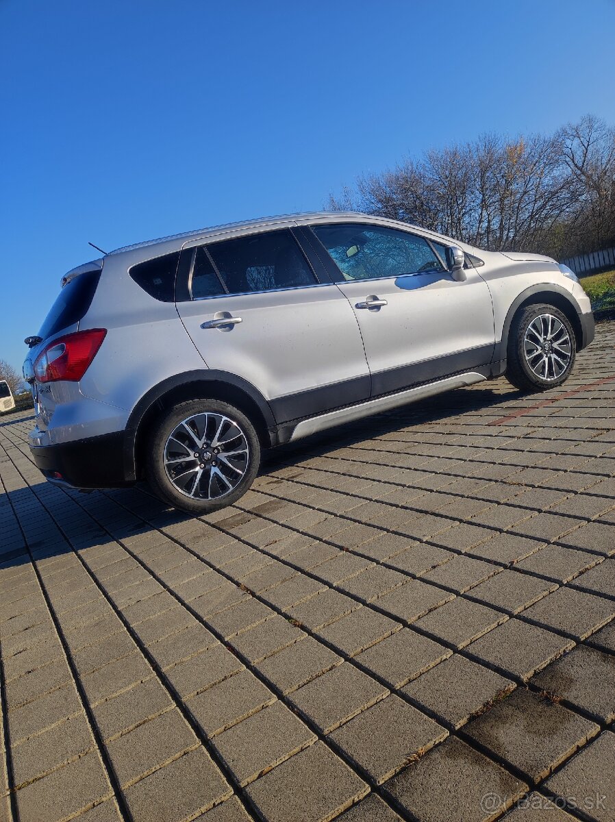 Suzuki s-cross 1,6 benzín, 2016, 78000km