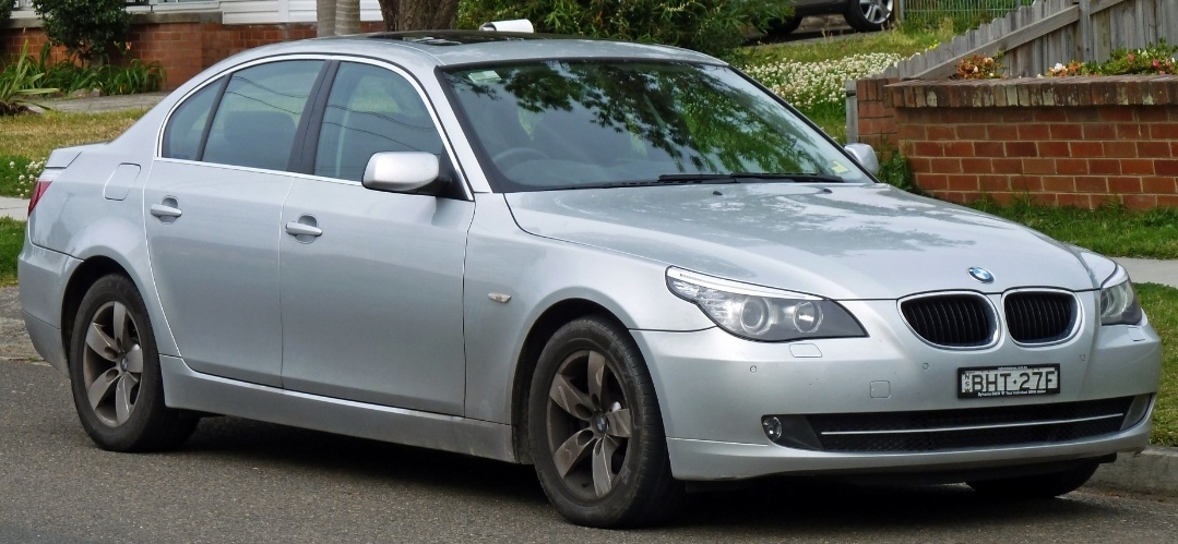 Kúpim BMW E60 E39 benzín SEDAN