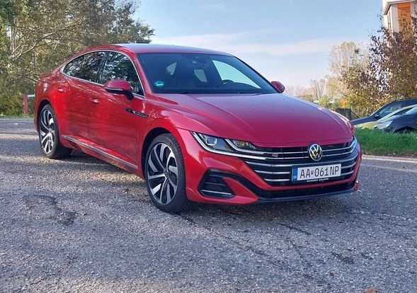 Volkswagen Arteon R_LINE 1.4TSI E-HYBRID Virtual 2021