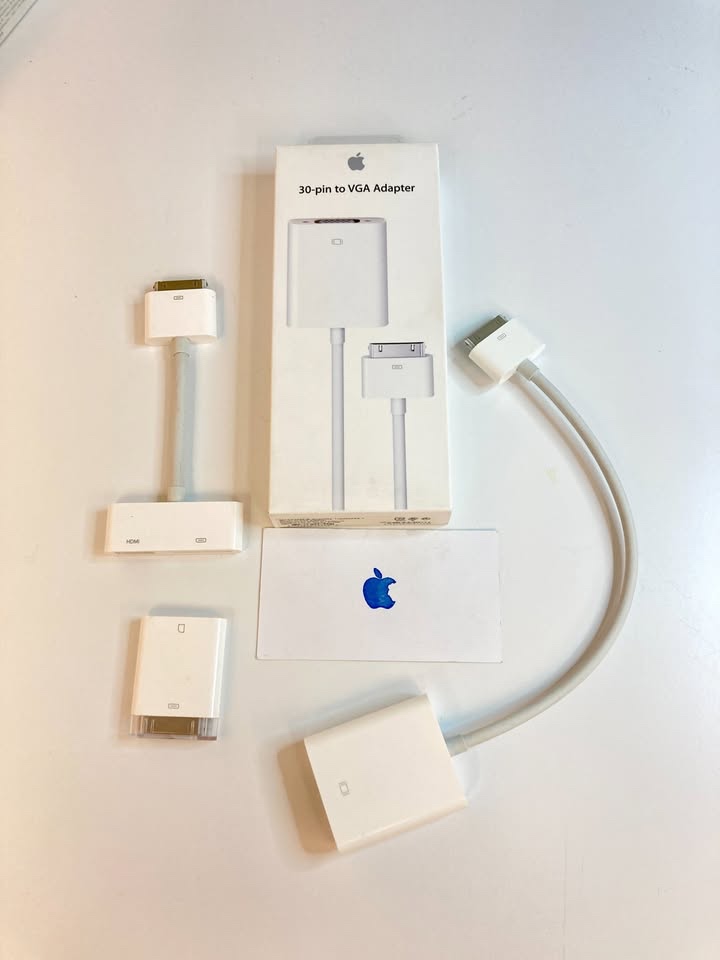  Originál Apple 30-pin redukcie / adaptéry na HDMI , VGA...