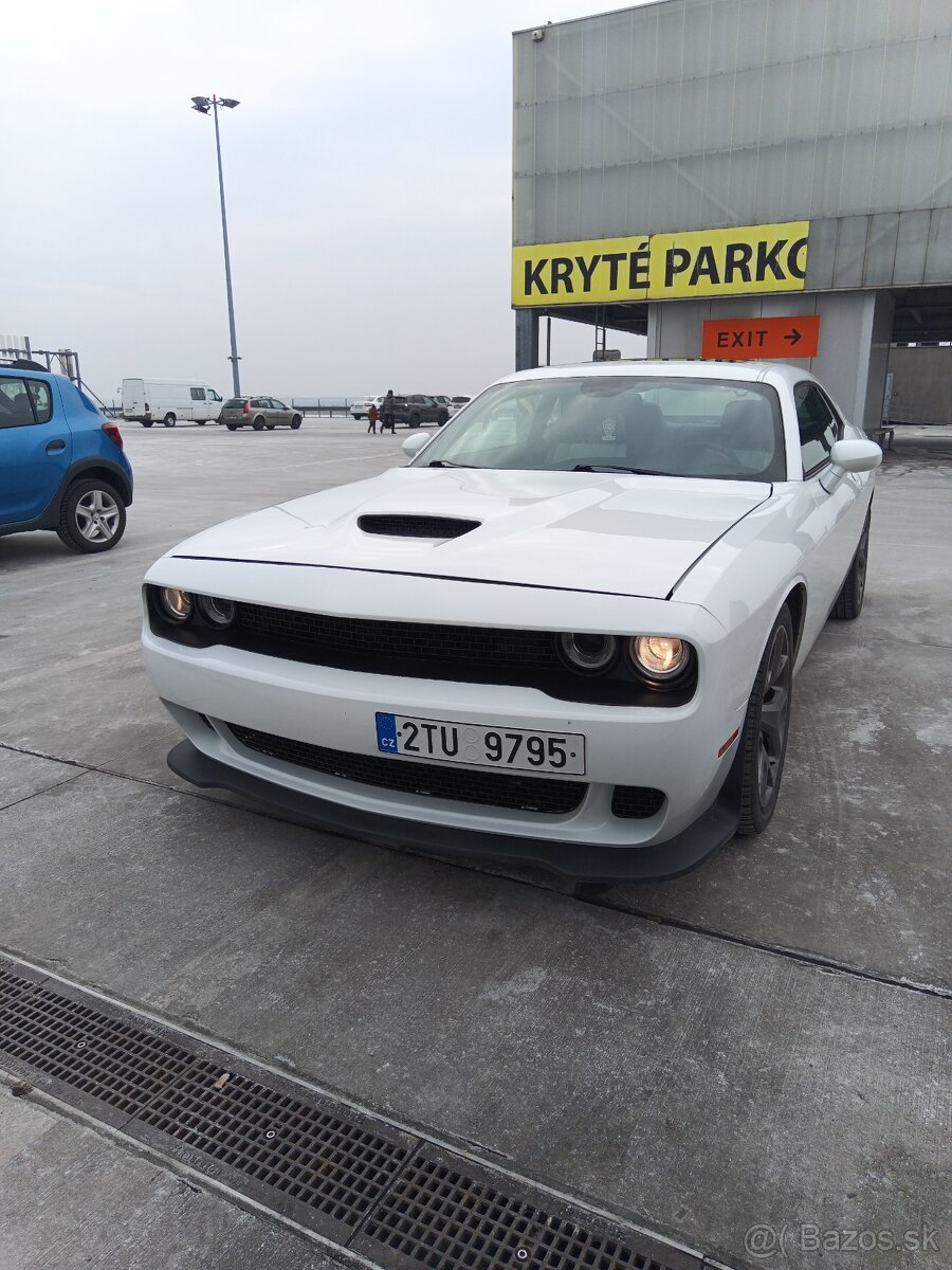 Dodge Challenger 3,6sxt plus