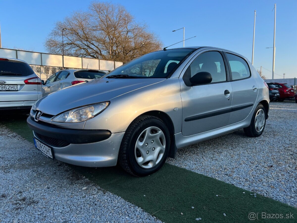 Peugeot 206 1,4 benzín, 55kW, MT/5, rok:08.2004.