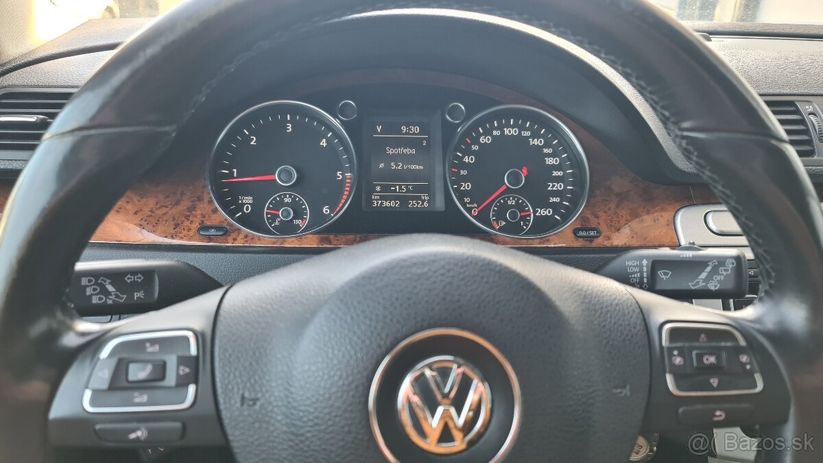 VW PASSAT VARIANT