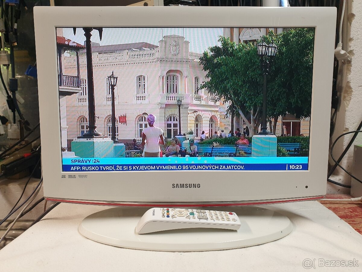 22"  LCD  TV  SAMSUNG