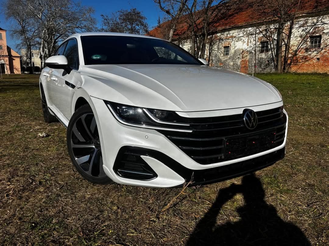 Arteon 2,0 TDI R-line Virtual Matrix Ťažné Top stav