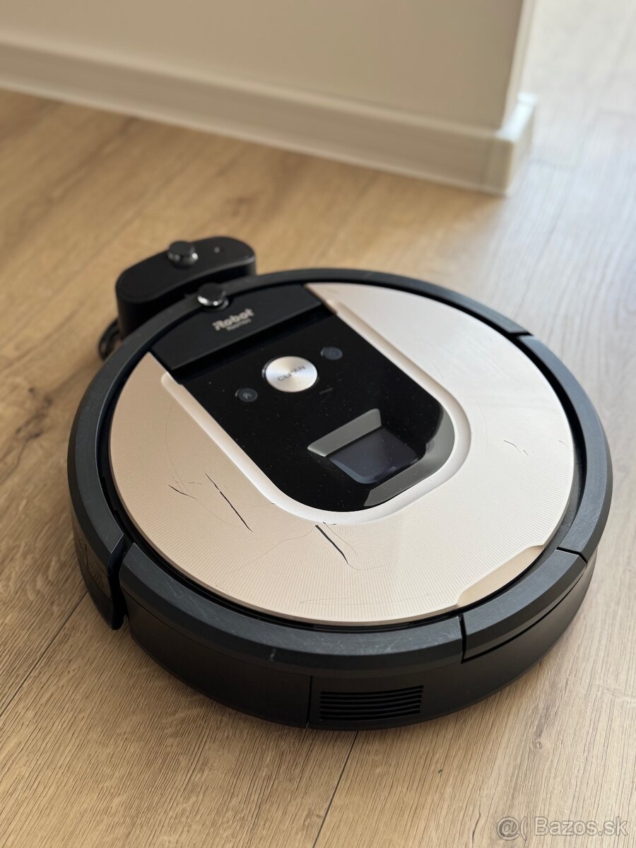 Roboticky vysávac iRobot Roomba 9