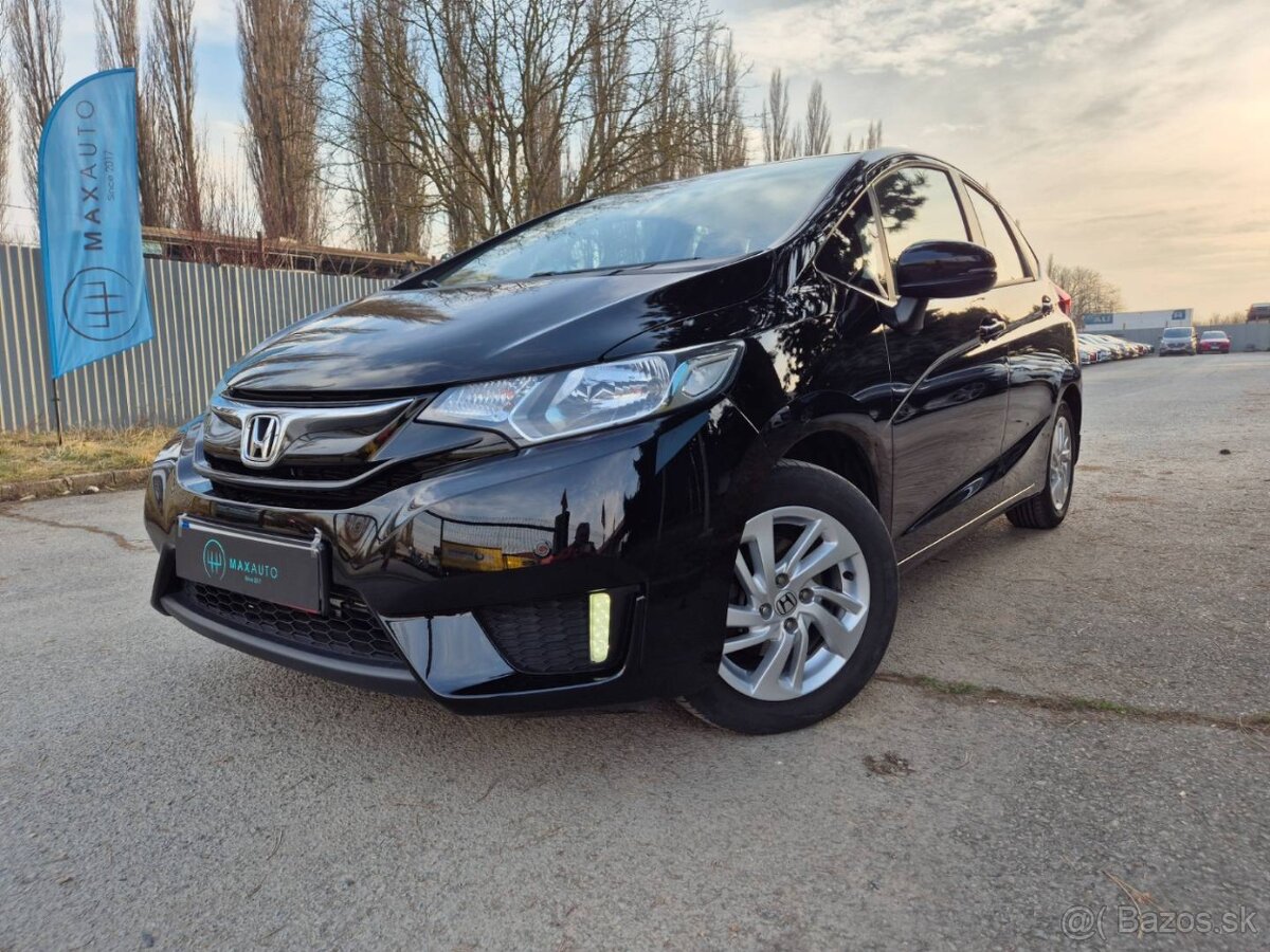 Predám  Honda Jazz 1.3 i-VTEC Comfort CVT