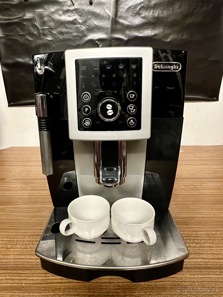 Kavovar DeLonghi