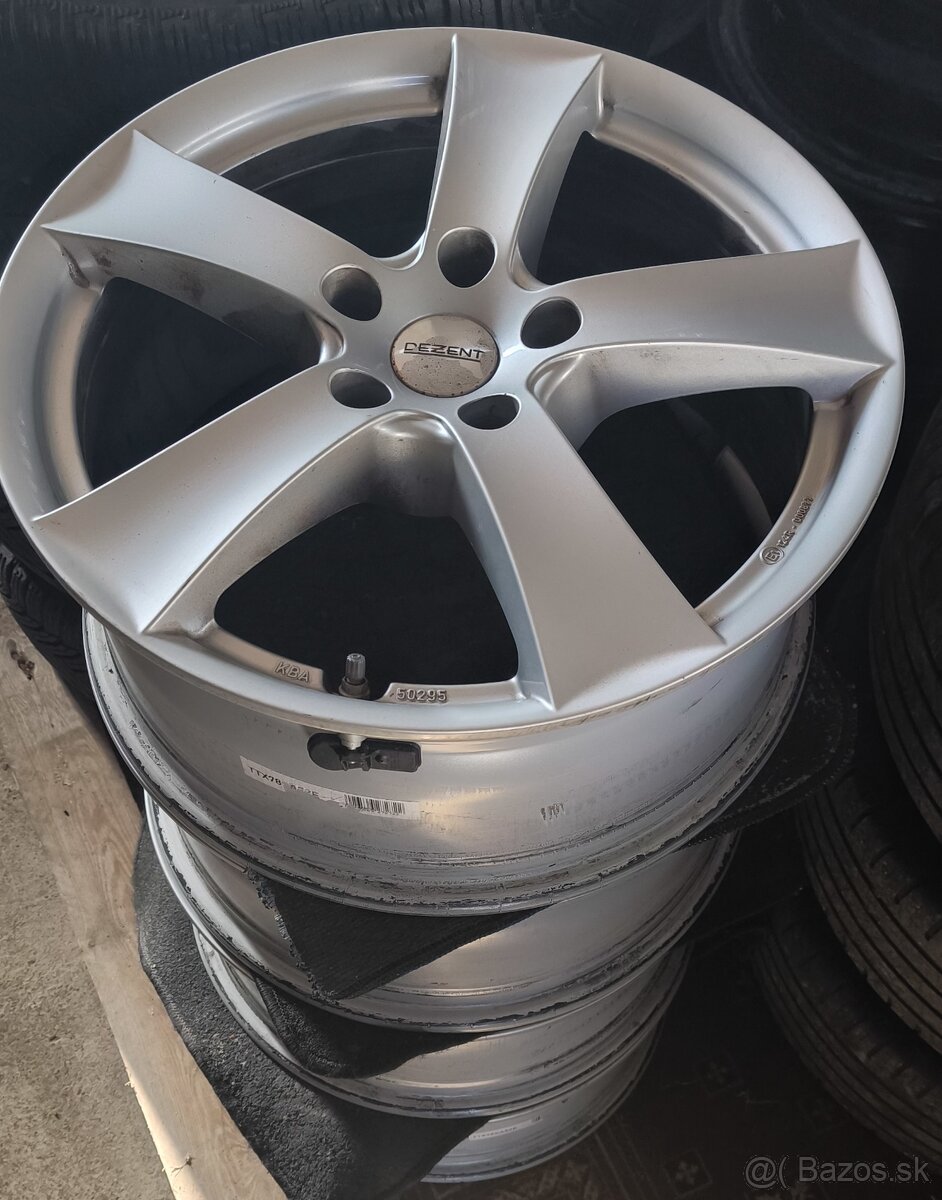 5x112 r17-Dezent-7,5Jx17,et 52-stred. 66,6mm - top stav