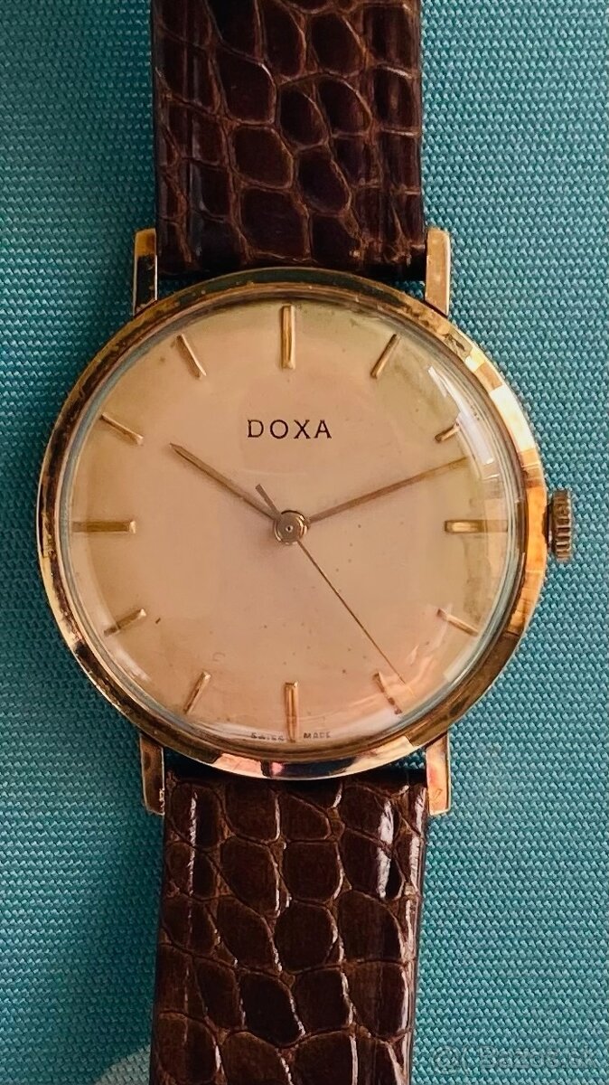 Doxa zlate hodinky