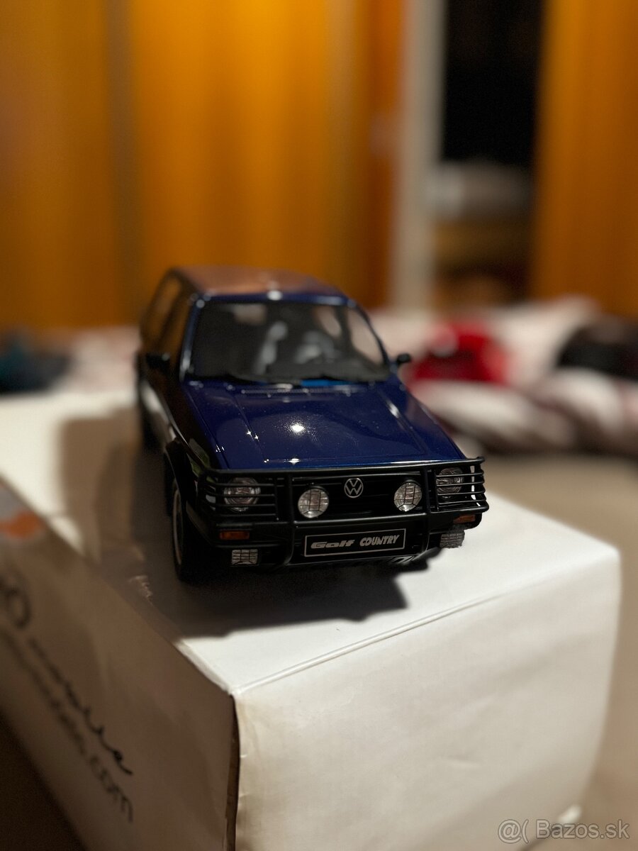 Vw golf 2 country 1:18 blue