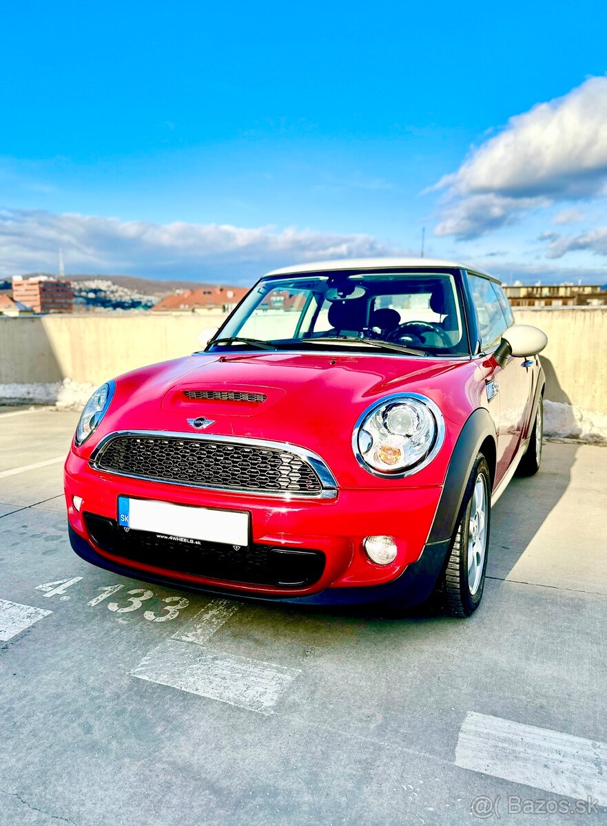 Predám Mini Cooper S s nízkym nájazdom