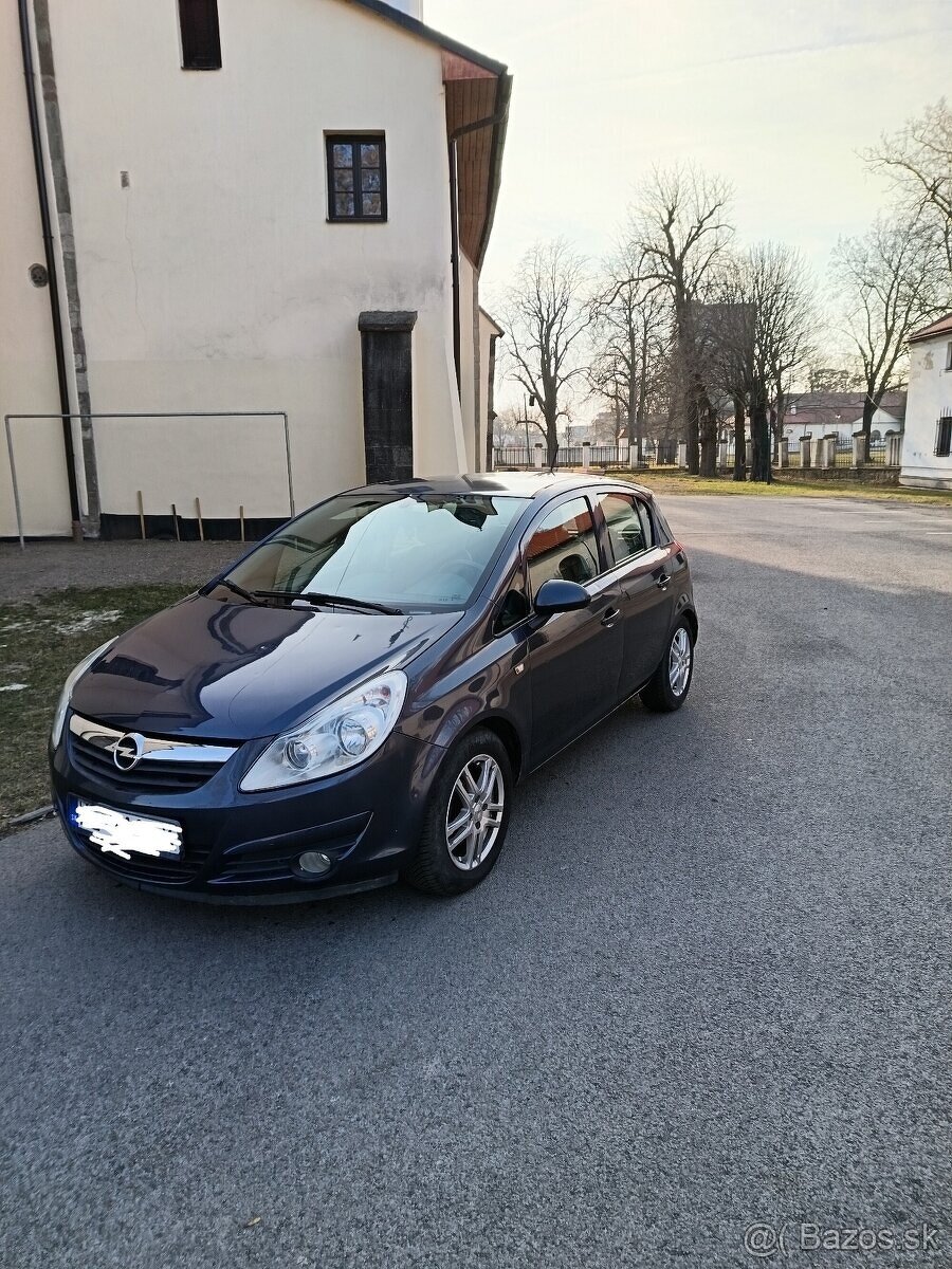 Opel Corsa 1.2 16V 63kw 2010 Plná Výbava