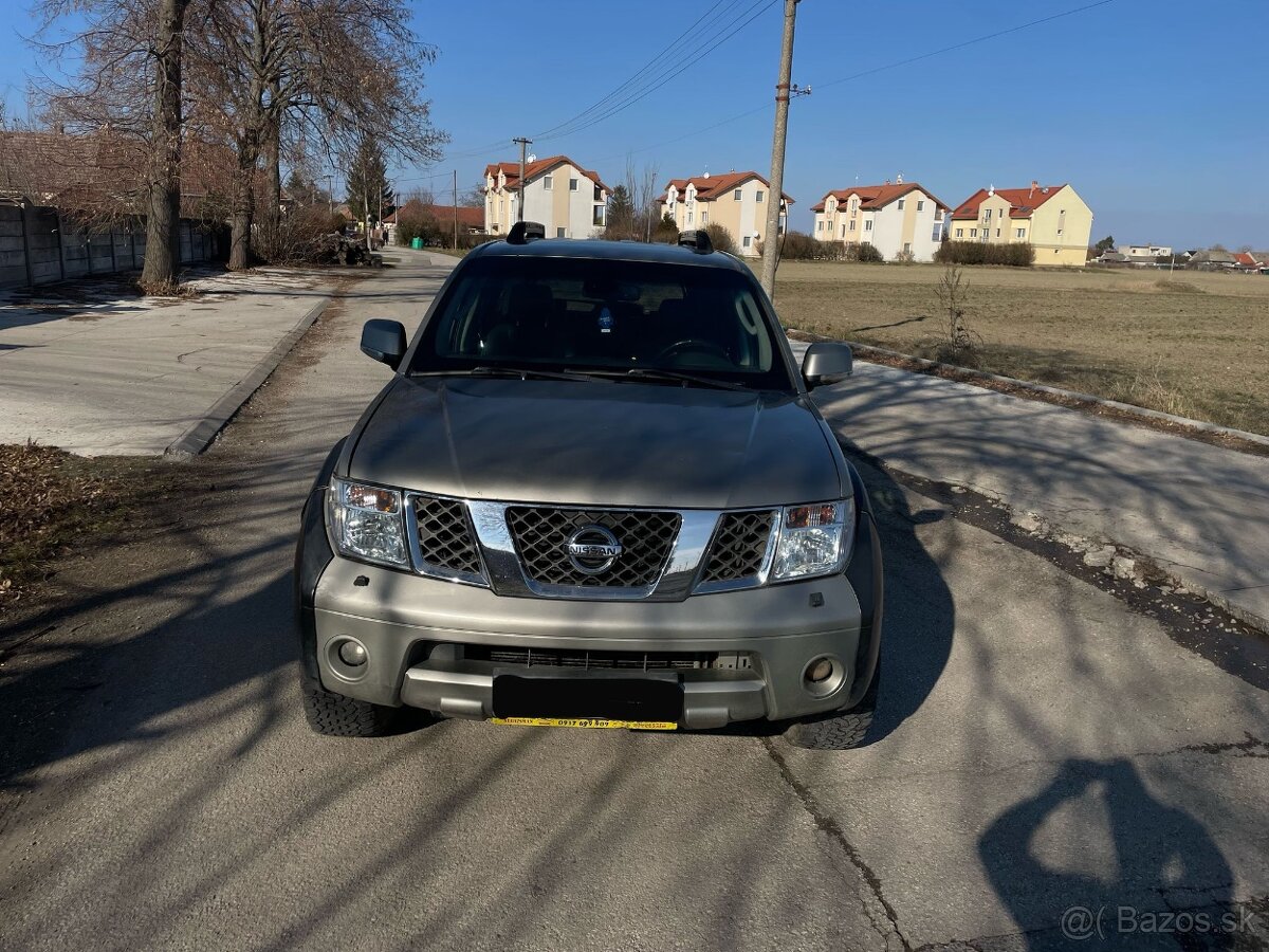 Nissan pathfinder r51