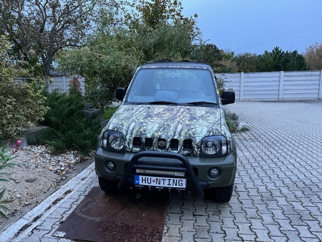 Predám SUZUKI JIMNY 1,3i 4x4 Pick Up