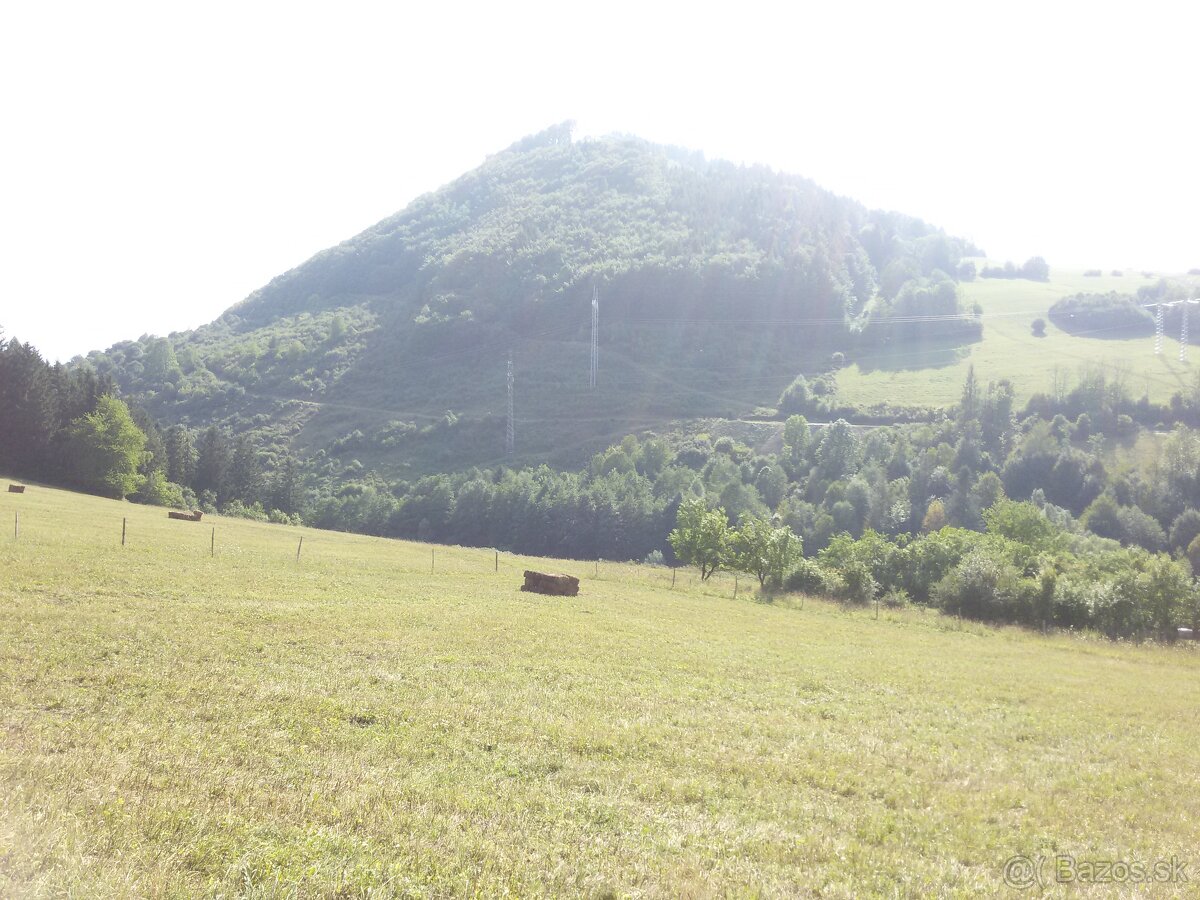 Kotrčina Lúčka 3906m2