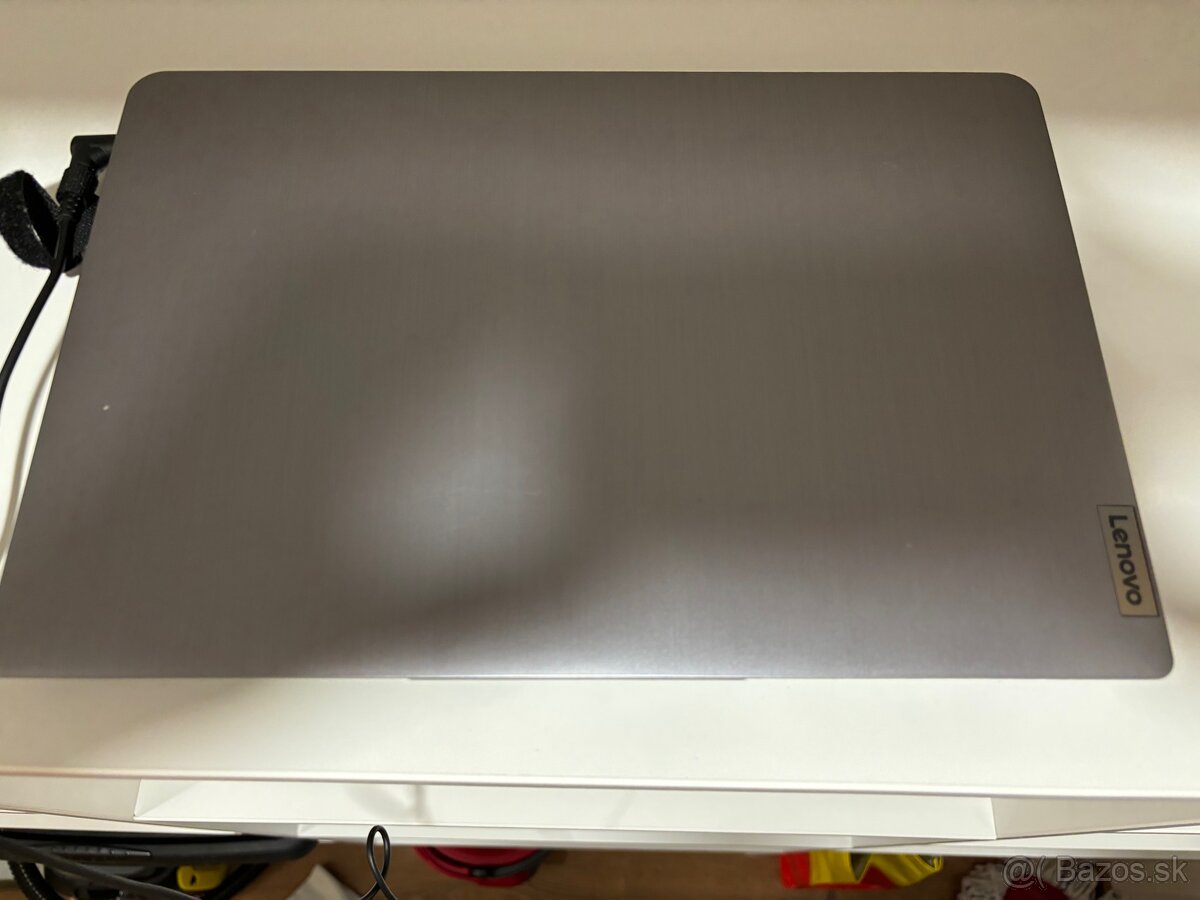 Lenovo Ideapad 3