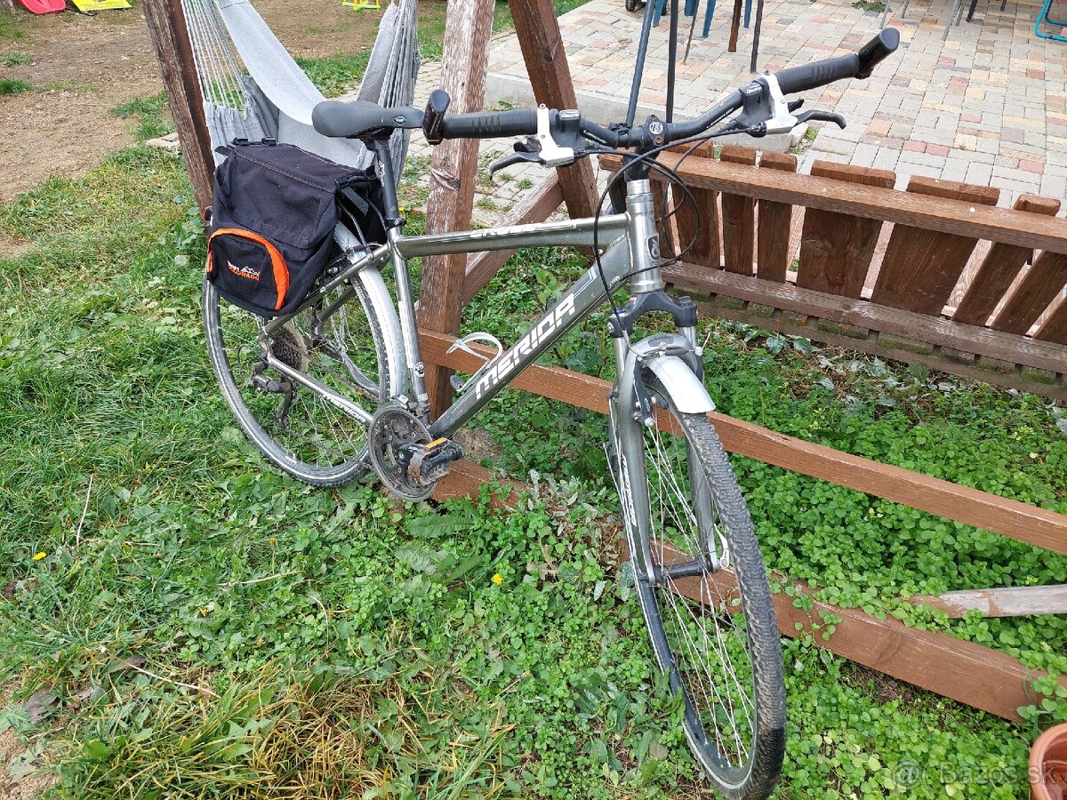 Predám bycikel Merida Crossway 300