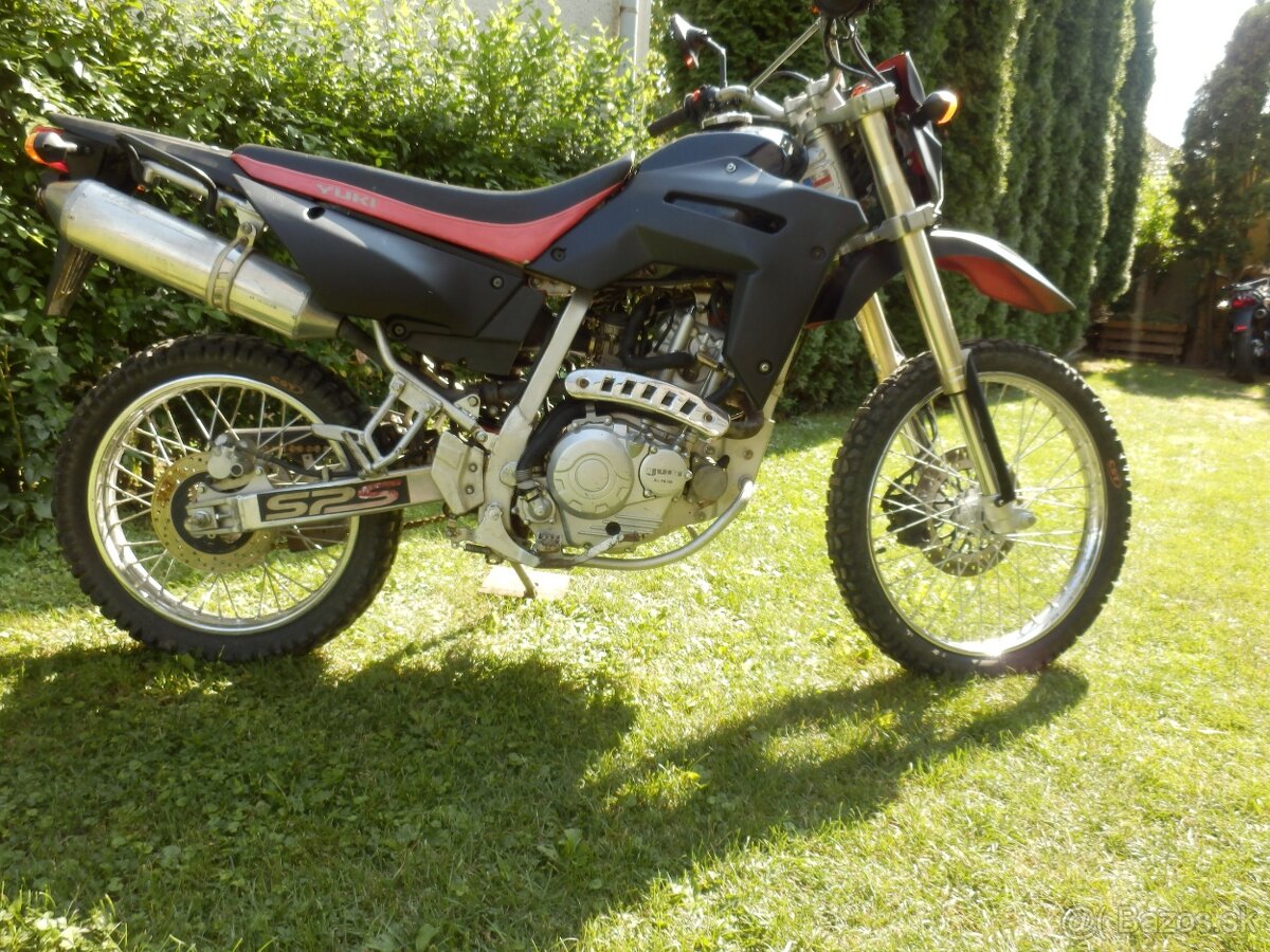 Enduro 250 vodník s tp špz