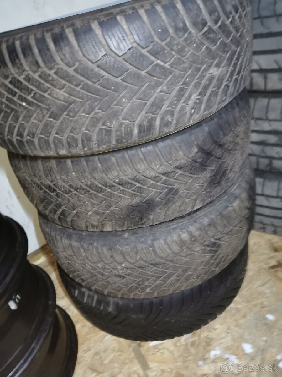 Zimné Continental 205/55 R16