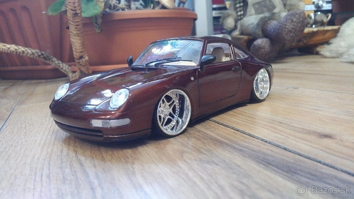 Predam model Porsche 911 tuning v mierke 1:18